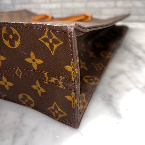 Louis Vuitton authentic Sak Plat tote bag - Picture 4 of 16